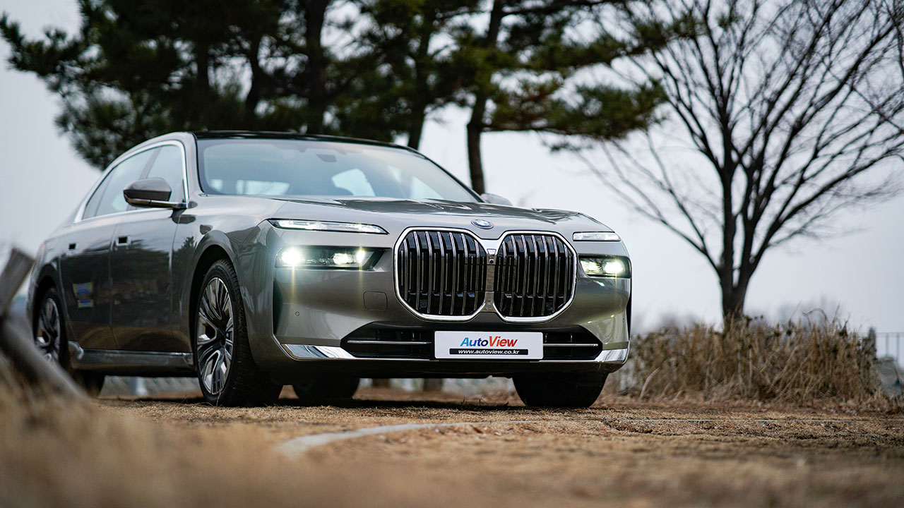 BMW 740i sDrive