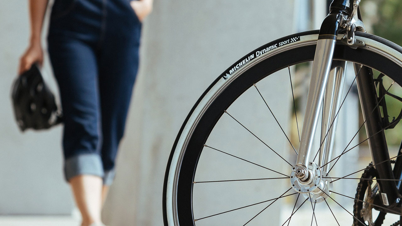 미쉐린의 자전거용 타이어 "다이내믹 스포츠"
