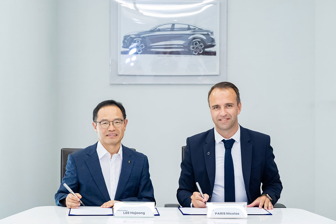 (왼쪽부터) 이호중 대한LPG협회장, 니콜라 파리 르노코리아 사장