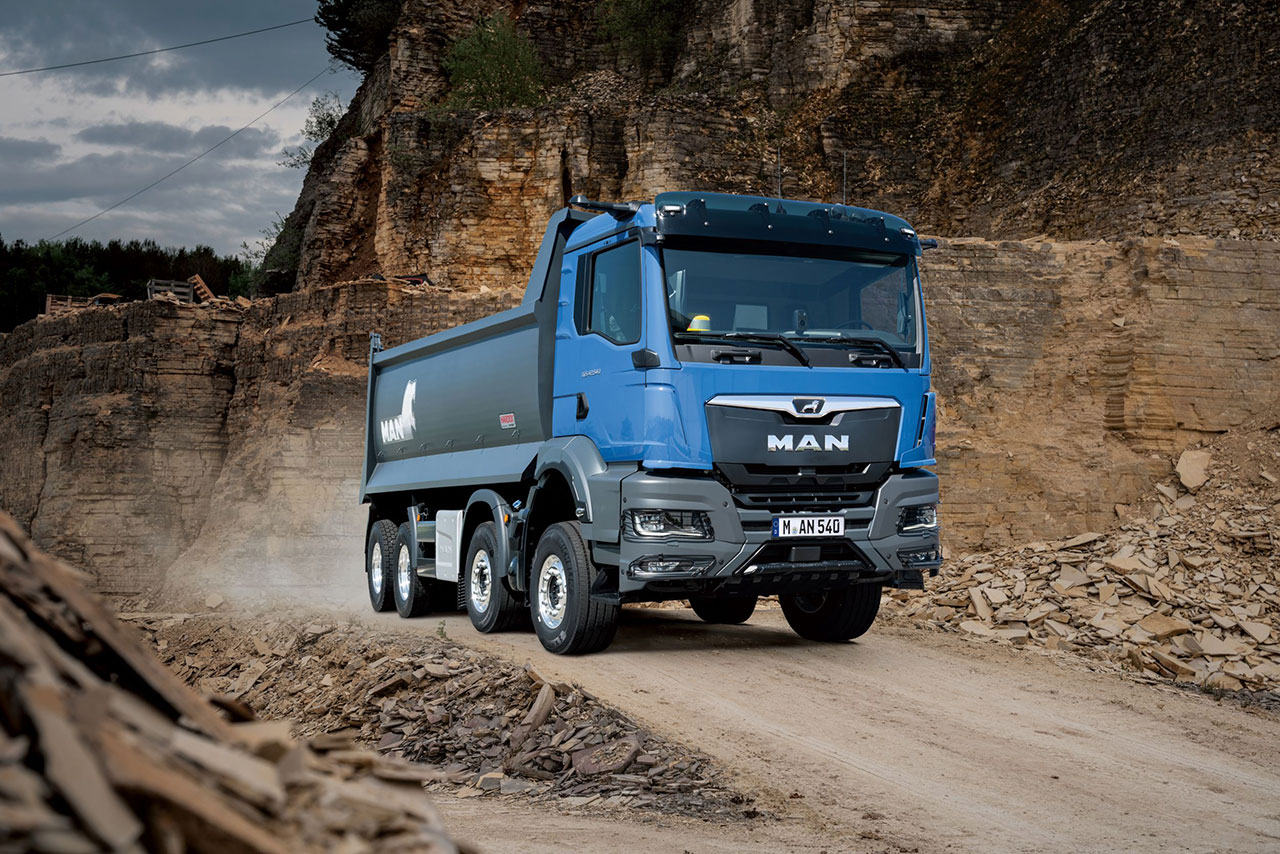 만트럭버스 뉴 MAN TGS 540마력 덤프트럭